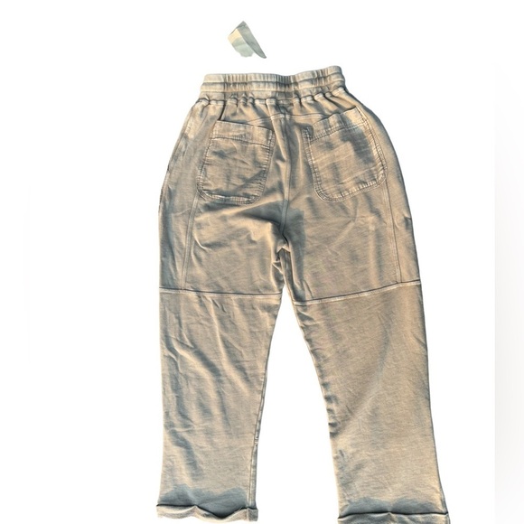 easel Pants - Great quality NWT yummy french terry sweatpants.‎ New condition.Mushroom color.